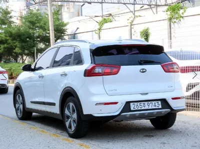 Kia Niro 2018, 115910 км, за 12500000 KRW - фото 2