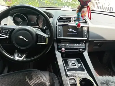 Jaguar F-Pace 2018, 136700 км, за 103000 CNY - фото 12