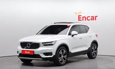 Volvo XC40 · 2022 год
