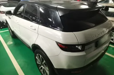 Land Rover Range Rover Evoque 2018, 51500 км, за 84410.38 CNY - фото 35
