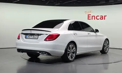 Mercedes-Benz C-Class 2018, 115234 км, за 18100000 KRW