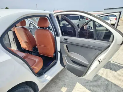 Volkswagen Santana 2017, 85000 км, за 22799 CNY - фото 6