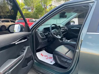Kia Seltos 2023, 46000 км, за 99800 CNY
