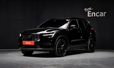 Volvo XC40 · 2025 год