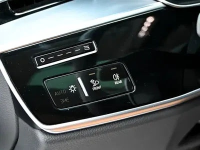 Audi A8 2025, 7500 км, за 569000 CNY - фото 26