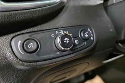 ChevroletGMDaewoo Trax 2017, 64997 км, за 6200000 KRW - фото 10