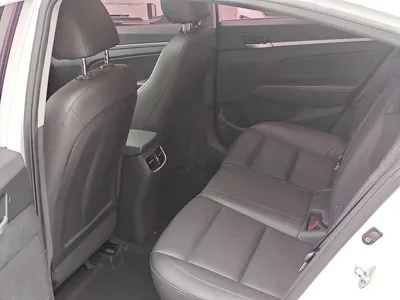 Hyundai Elantra 2019, 70000 км, за 39800 CNY - фото 8