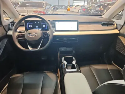 Geely Geometry E Firefly 2023, 6000 км, за 50100 CNY - фото 2