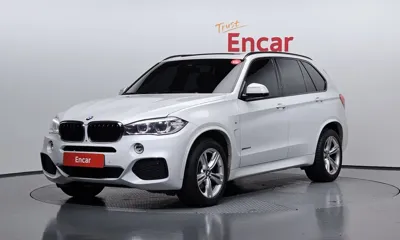 BMW X5 · 2018 год