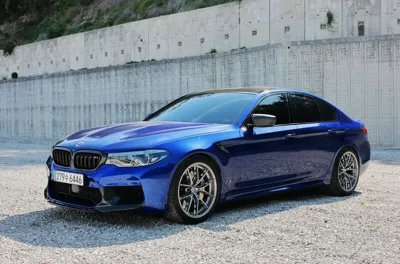 BMW M5 · 2020 год
