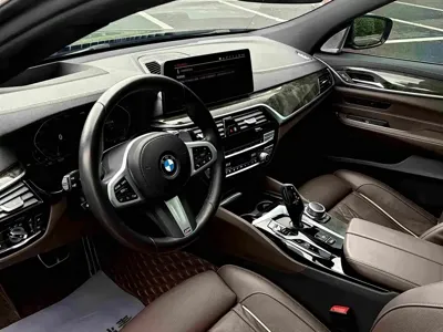 BMW 6 Series GT 2023, 46400 км, за 289800 CNY - фото 10