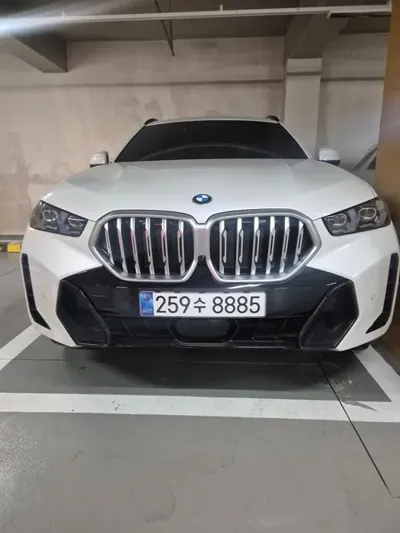 BMW X6 2025, 5180 км, за 130900000 KRW