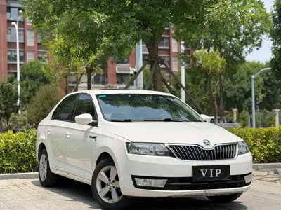 Skoda Rapid 2013, 120000 км, за 16800 CNY