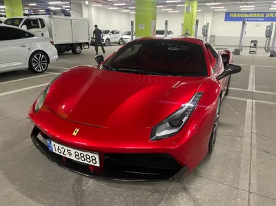 Ferrari 488 · 2019 год