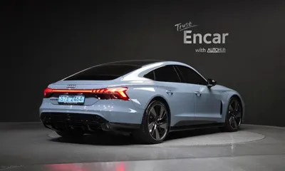 Audi e-tron GT 2022, 9422 км, за 105000000 KRW