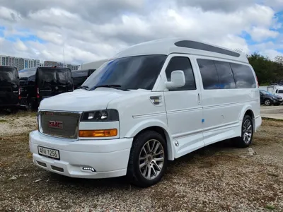 GMC Savana · 2020 год