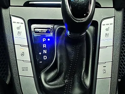 Hyundai Avante 2016, 102999 км, за 7900000 KRW - фото 14