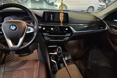 BMW 5 Series 2018, 110500 км, за 147540.36 CNY - фото 17