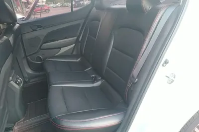 Hyundai Elantra (6th Generation 2018, 55000 км, за 47436.23 CNY - фото 5