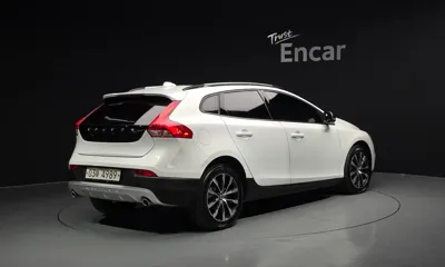 Volvo V40 2019, 65021 км, за 16500000 KRW