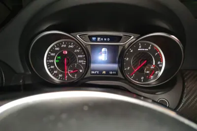 Mercedes-Benz A AMG 2017, 63000 км, за 125286.57 CNY - фото 11