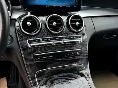 Mercedes-Benz C-Class 2019, 83000 км, за 103800 CNY - фото 11