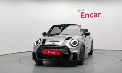 MINI Cooper Convertible 2024, 11683 км, за 42000000 KRW
