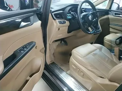 Buick GL8 2018, 104200 км, за 104300 CNY - фото 16