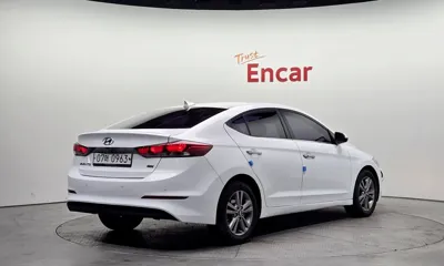 Hyundai Avante 2016, 164336 км, за 5890000 KRW - фото 2