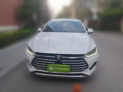 BYD Qin Pro New Energy 2018, 104900 км, за 48711.51 CNY