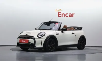 MINI Cooper Convertible · 2022 год