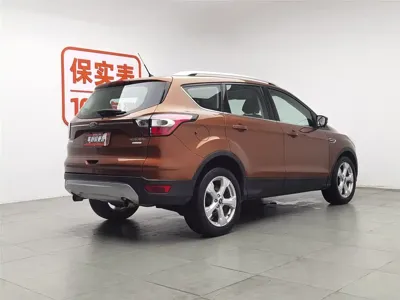Ford Kuga 2016, 88500 км, за 23900 CNY