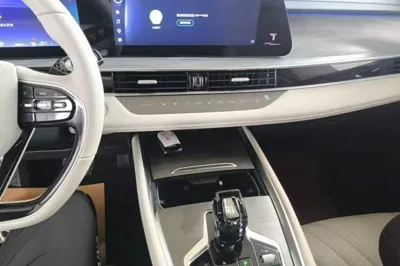 Chery Tiggo 7 PLUS New Energy 2023, 39900 км, за 73520.04 CNY - фото 15