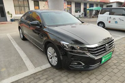Volkswagen Passat 2019, 77100 км, за 94565.4 CNY
