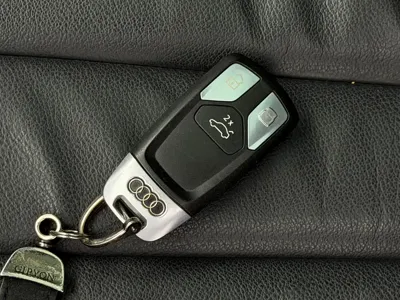 Audi A4L 2019, 125200 км, за 98300 CNY - фото 14