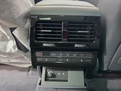 Volkswagen Touareg 2026, 19 км, за 109000000 KRW - фото 8
