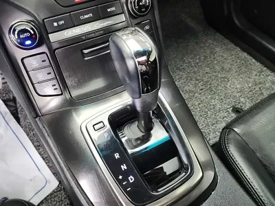 Hyundai Genesis 2013, 180000 км, за 8900000 KRW - фото 8