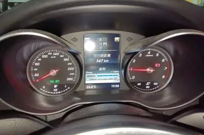 Mercedes-Benz C-Class 2016, 69200 км, за 79699.39 CNY - фото 11