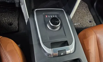 Land Rover Discovery Sport 2017, 100726 км, за 11000000 KRW - фото 9