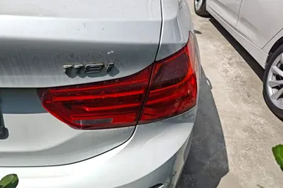 BMW 1 Series 2017, 90500 км, за 56308.9 CNY - фото 16