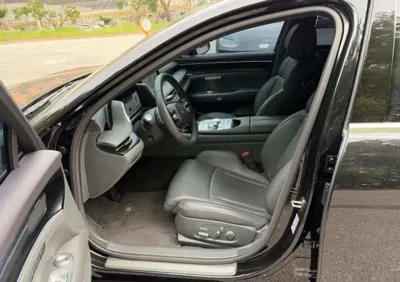 Genesis G90 2023, 111218 км, за 10440000 KRW