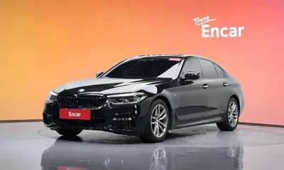 BMW 5-Series · 2017 год