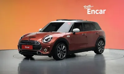 MINI Clubman · 2023 год