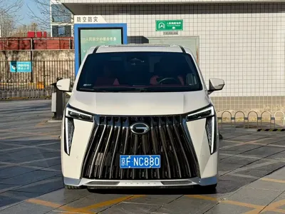 GAC Motor Trumpchi M8 2023, 80000 км, за 166000 CNY