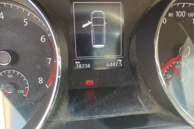 Volkswagen Touran 2016, 78700 км, за 66123.85 CNY - фото 10