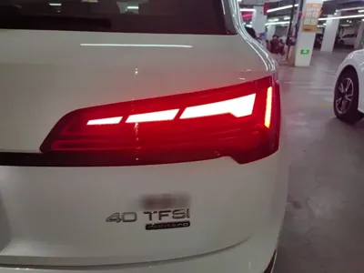 Audi Q5L 2024, 33900 км, за 207900 CNY - фото 8