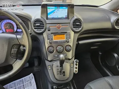 Kia Carens 2013, 74165 км, за 4700000 KRW - фото 7