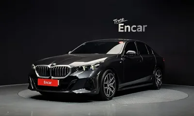 BMW 5-Series · 2024 год