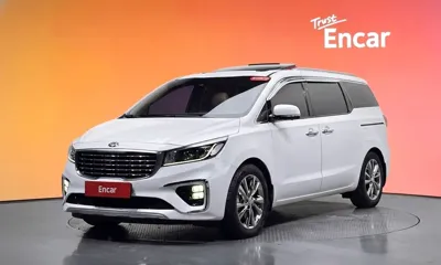 Kia Canival · 2020 год