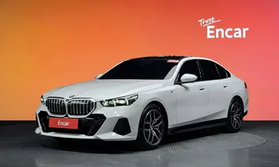 BMW 5-Series · 2025 год